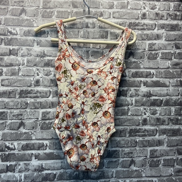 LA Hearts - Picture 7 of 10